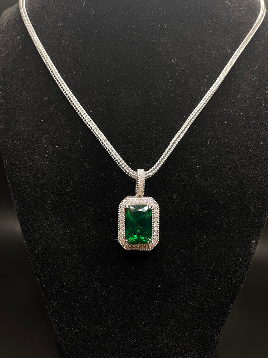 White Gold Green Emerald Gemstone